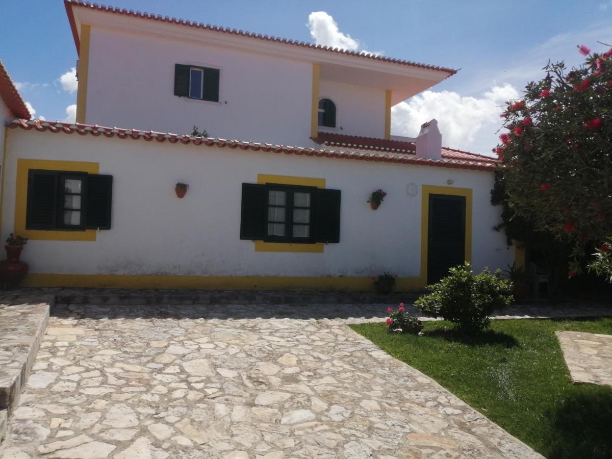 Casas Da Lagoa - 4 Casas De Ferias Independentes Santo Isidoro Bagian luar foto