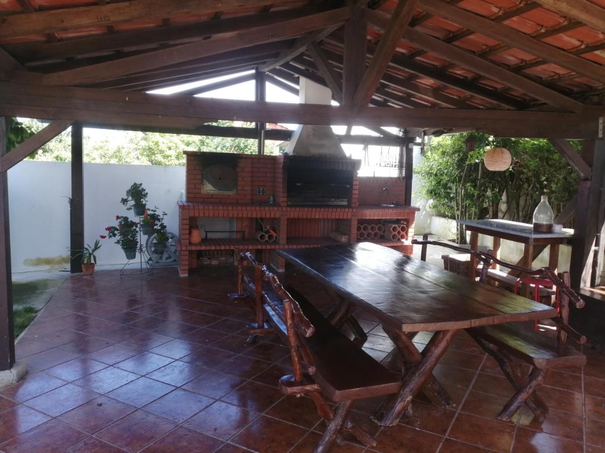 Casas Da Lagoa - 4 Casas De Ferias Independentes Santo Isidoro Bagian luar foto