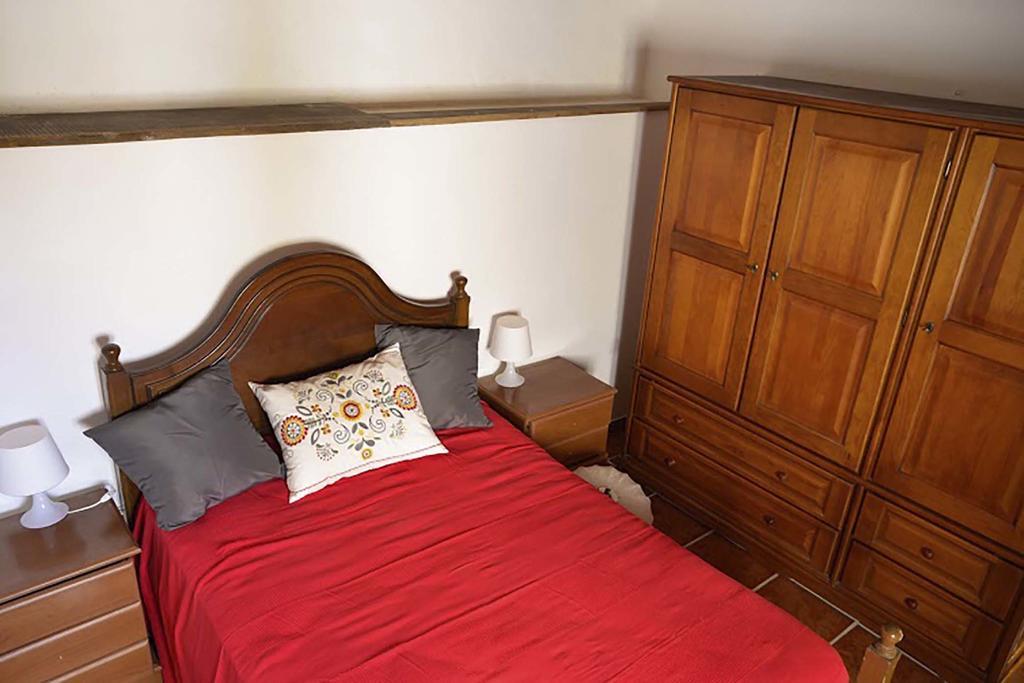 Casas Da Lagoa - 4 Casas De Ferias Independentes Santo Isidoro Bagian luar foto